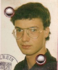 Ja, solche Brillen waren frher mal modern...