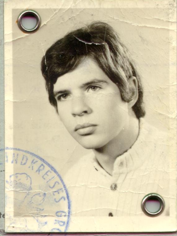 Mamaaaaaaaa lass doch Deinen kleinen Jungen nicht alleine.......